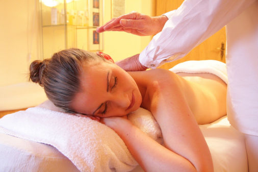 Ranjit Avenue Russian Massage Spa Service